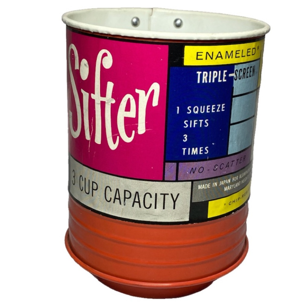 Vintage Aluminum Housewares Co Orange/White Enameled Steel Sifter 3 Cup Capacity
